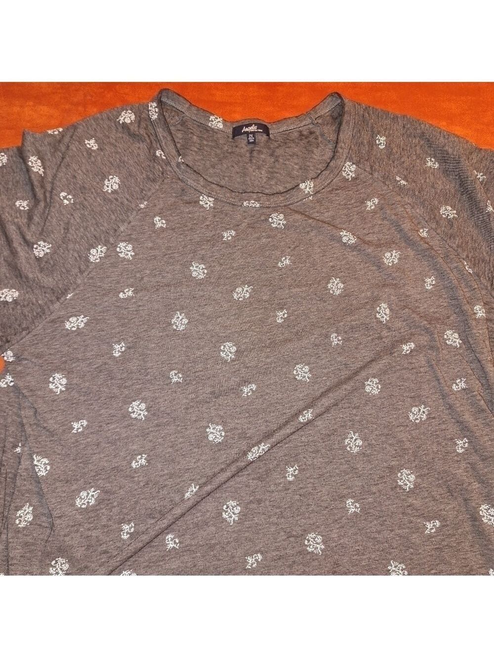 Angels Gray Mid Length Sleeve Top Size 2XL